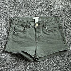 🎈Olive Green Shorts